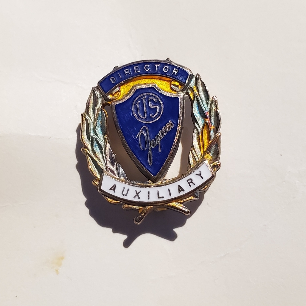 Vintage 1970 Jaycees Director Pin Collectors